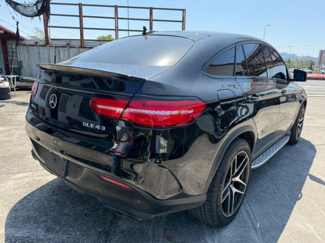 GLE-CLASS COUPE  第15張相片