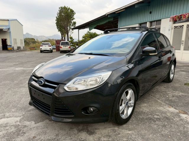 FOCUS  第1張相片