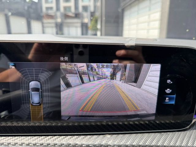 A-CLASS SEDAN V177  第5張相片