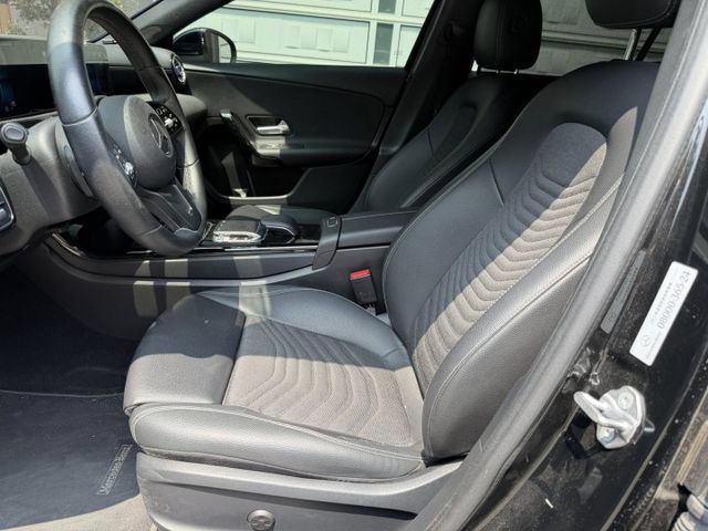 A-CLASS SEDAN V177  第6張相片