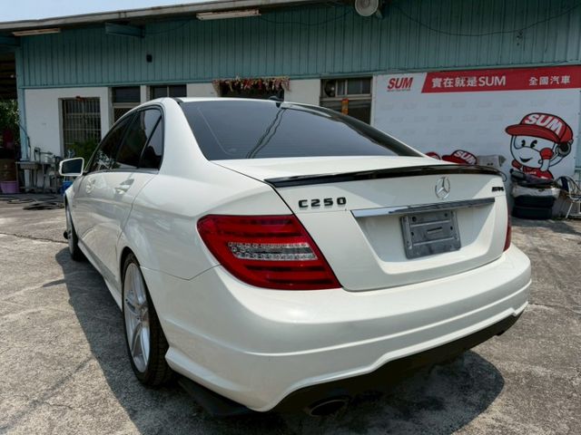 C-CLASS SEDAN W204  第11張相片