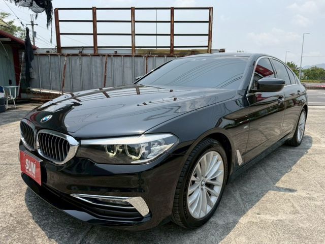5 SERIES SEDAN G30  第1張相片