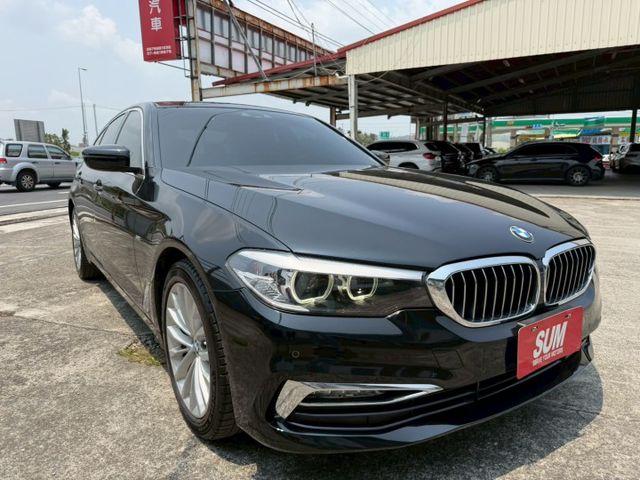 5 SERIES SEDAN G30  第2張相片
