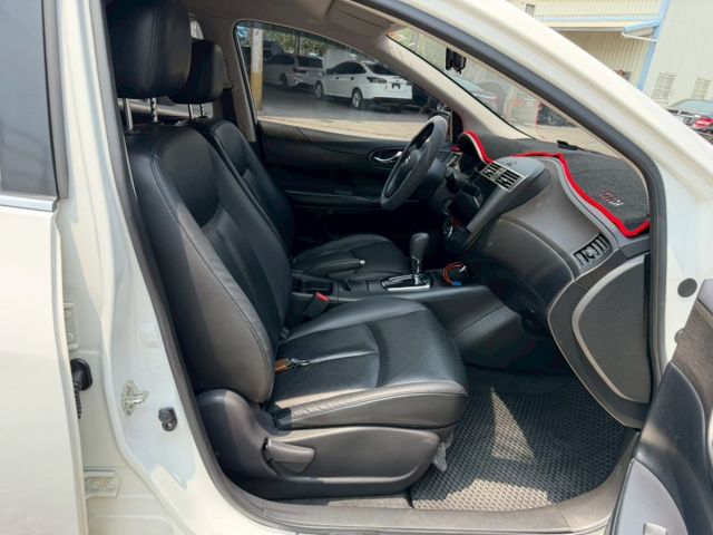 BIG TIIDA 5D  第5張相片