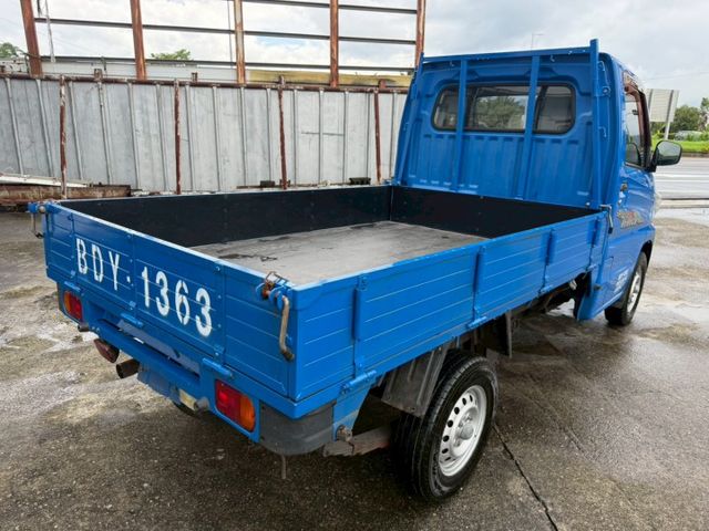 VERYCA 貨車  第7張相片