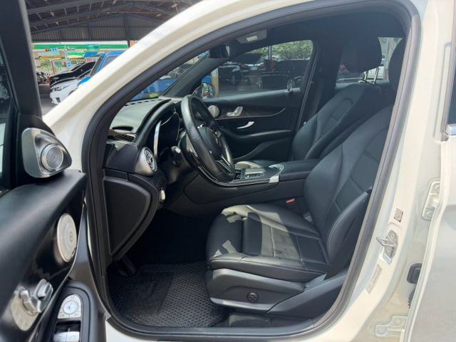 GLC-CLASS COUPE  第4張相片