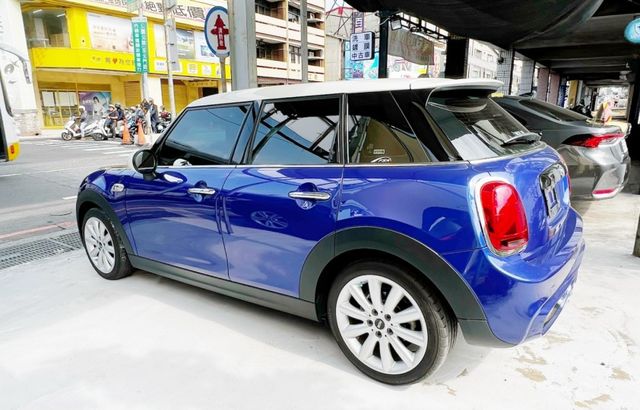 一手車 全車原版件 原廠保養  第3張相片