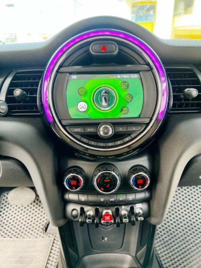 一手車 全車原版件 原廠保養  第17張相片