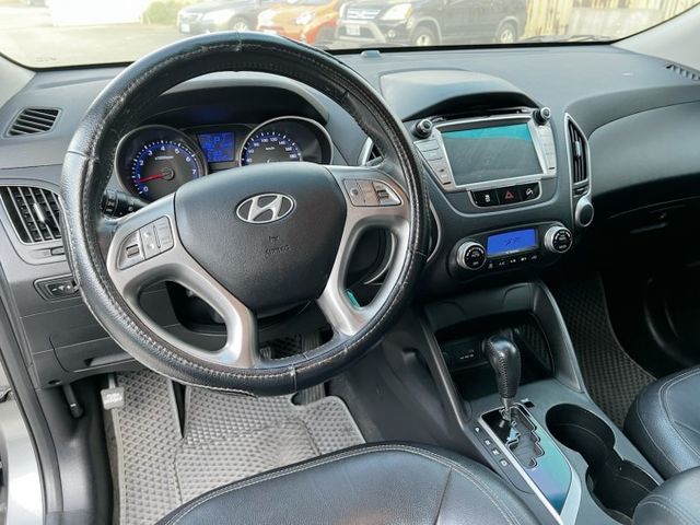 全車原版件 里程保證  第9張相片