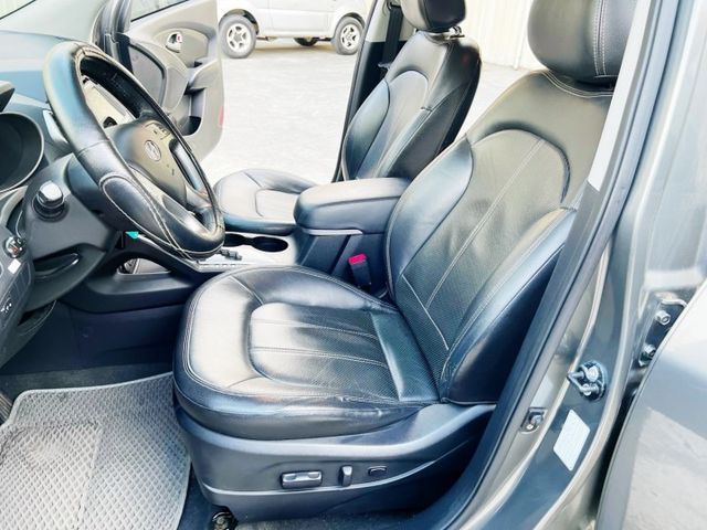 全車原版件 里程保證  第13張相片