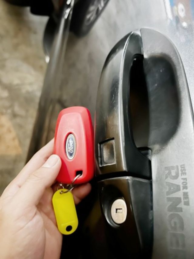 全車原鈑件 無事故 無泡水  第6張相片