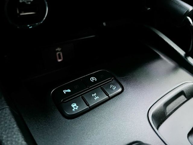 全車原鈑件 無事故 無泡水  第10張相片