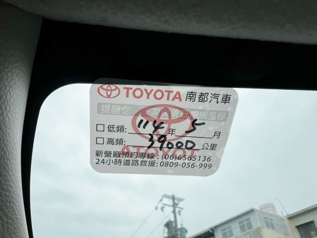 一手車 全車原鈑件 原廠保養 新車保固中  第6張相片