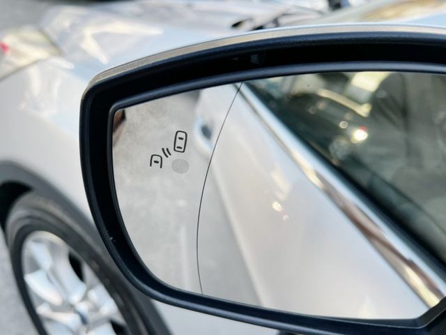 一手車  原廠保養  第7張相片