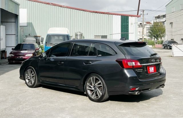 GT-S 一手車 原版件 里程保證I -key摸門 駕駛座電動椅 定速巡航 盲點偵測 循跡防滑  四輪驅動  第4張相片