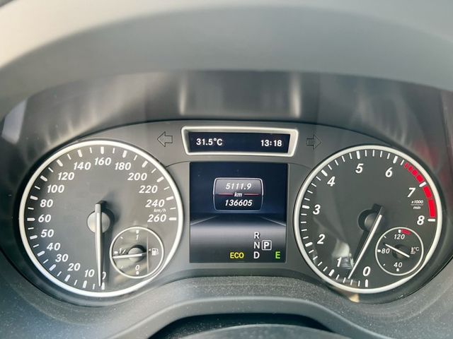 里程保證*駕駛座電動記憶椅  *定速巡航  *循跡防滑  *渦輪增壓  *換檔撥片  第7張相片