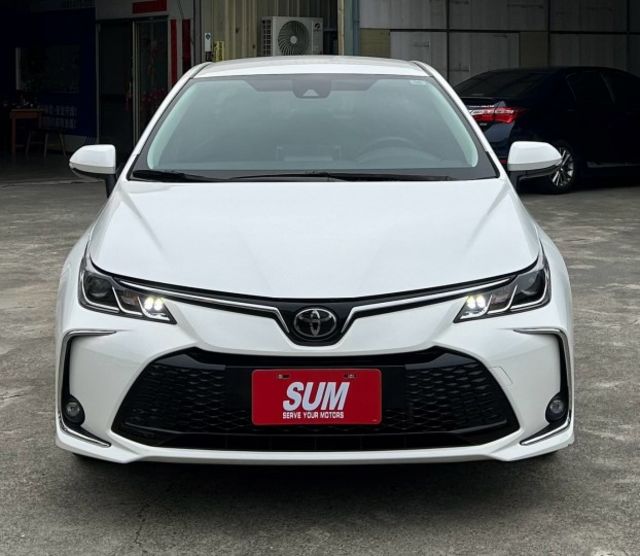 豪華+ 實跑1萬公里 全車原鈑件 原廠保養 新車保固中I-key摸門  定速巡航 ACC跟車 車道偏移警示 盲點偵測  第3張相片