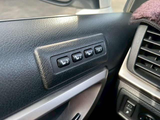 原鈑件 一手車 里程保證-記憶座椅  -免鑰匙系統  -倒車影像  -電熱椅  -循跡防滑  第16張相片
