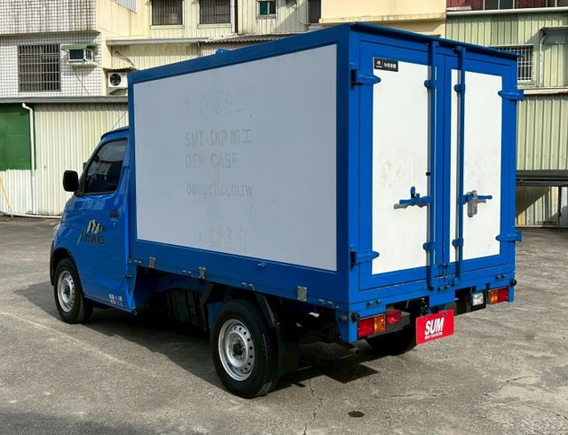 原鈑件 一手車 里程保證 實跑1.5萬 原廠影音特式版-原廠三開保溫箱  -CAR Paly  -倒車影像  -循跡防滑  第5張相片