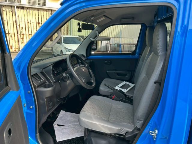 原鈑件 一手車 里程保證 實跑1.5萬 原廠影音特式版-原廠三開保溫箱  -CAR Paly  -倒車影像  -循跡防滑  第8張相片