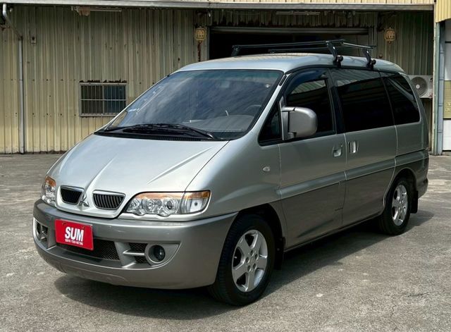 七人座 家庭用車 全車原版件 里程保證 合法加裝車頂架  第1張相片