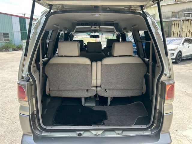 七人座 家庭用車 全車原版件 里程保證 合法加裝車頂架  第7張相片