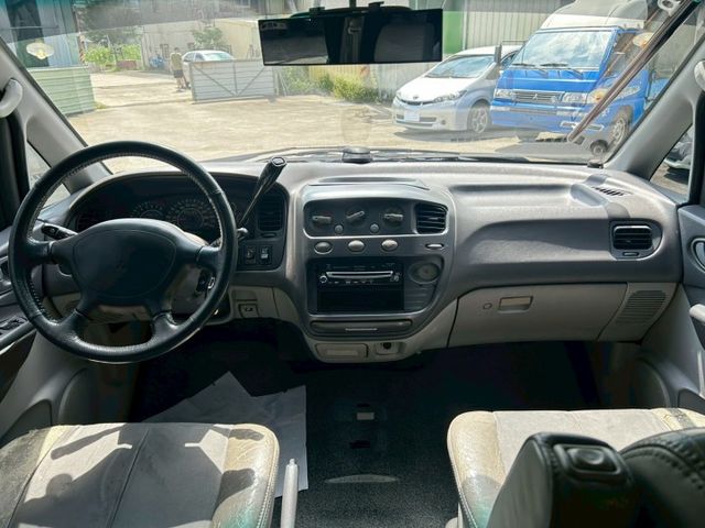 七人座 家庭用車 全車原版件 里程保證 合法加裝車頂架  第14張相片