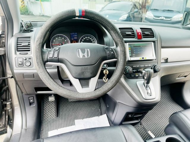 VTi  一手車 里程實跑 原廠保養 定速巡航 恆溫空調 光感應頭燈  第9張相片