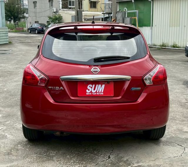5D  一手車 原鈑件 里程保證-抬頭顯示器  -原廠主機  -倒車影像  -倒車雷達  第6張相片