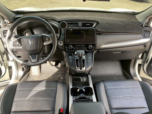 VTi-S 全車原鈑件原廠保養keyless免匙系統acc跟車系統車道偏移警示盲點偵測倒車影像衛星導航Car play  第9張相片