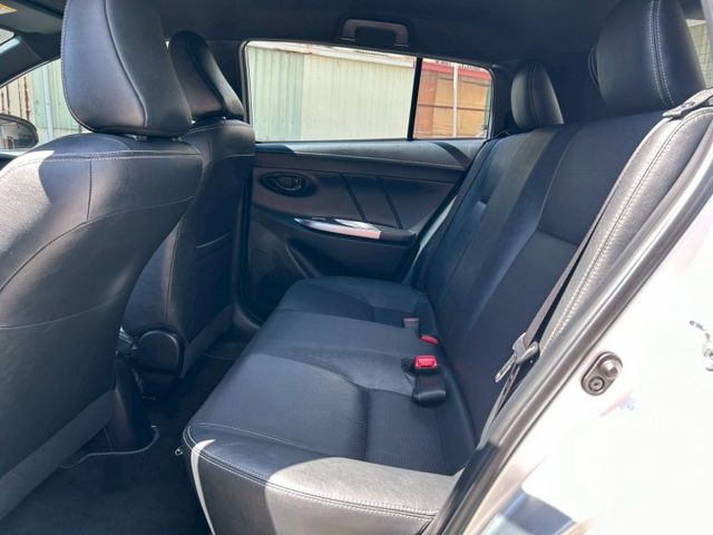豪華版 一手車里程保證 里程僅跑8萬多-免鑰匙摸門-原廠導航-倒車顯影-恆溫空調-放向盤音響控制 -電動後視鏡  第9張相片