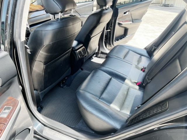 Hybrid-G 全車原版件 里程保證 大電池剛更換 l-key 摸門  定速巡航  雙區恆溫  循跡防滑  倒車顯影  第8張相片