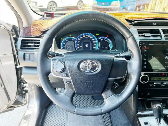 Hybrid-G 全車原版件 里程保證 大電池剛更換 l-key 摸門  定速巡航  雙區恆溫  循跡防滑  倒車顯影  第9張相片