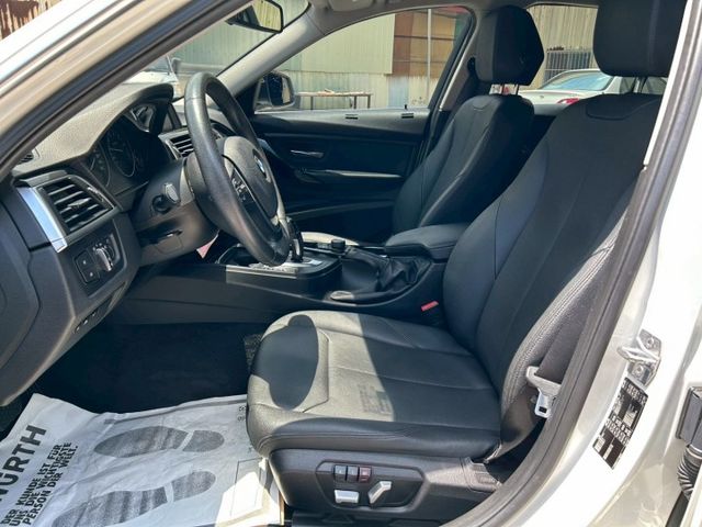 總代理 一手車 原鈑件 里程保證 5AS駕駛輔助系統 分區溫控空調 盲點偵測  配備滿滿  第7張相片