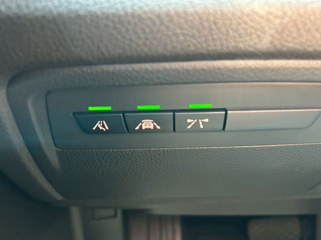 總代理 一手車 原鈑件 里程保證 5AS駕駛輔助系統 分區溫控空調 盲點偵測  配備滿滿  第16張相片