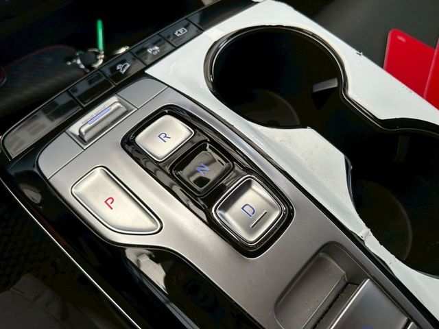 頂級版 一手車原鈑件原廠保養 新車保固中 里程保證實跑9萬多貫穿式尾燈 跟車系統 盲點偵測 摸門解鎖 環景影像電動座椅  第11張相片