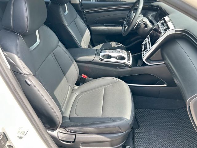 頂級版 一手車原鈑件原廠保養 新車保固中 里程保證實跑9萬多貫穿式尾燈 跟車系統 盲點偵測 摸門解鎖 環景影像電動座椅  第13張相片