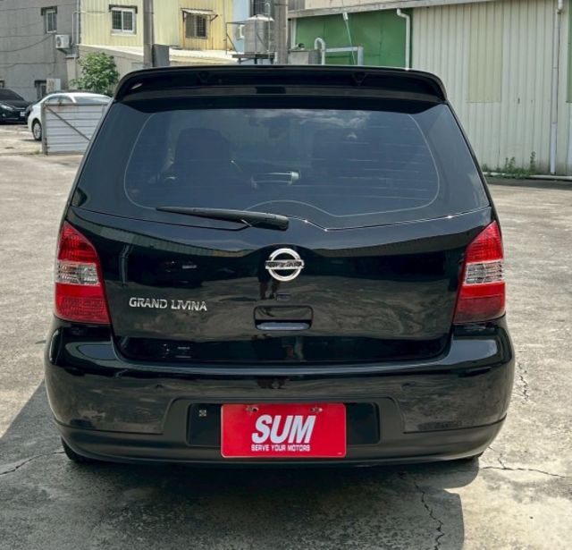 七人座 一手車里程保證 可認證  里程實跑11萬I-key 免鑰匙啟動 恆溫空抬頭顯示器  倒車顯影  方向盤快撥  第5張相片