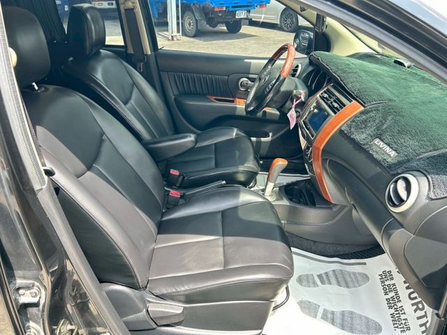 七人座 一手車里程保證 可認證  里程實跑11萬I-key 免鑰匙啟動 恆溫空抬頭顯示器  倒車顯影  方向盤快撥  第15張相片