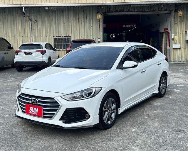 柴油一手車 原鈑件---配備---雙離合七速手自排  渦輪增壓柴油引擎  循跡防滑  六顆氣囊  安卓機  第3張相片