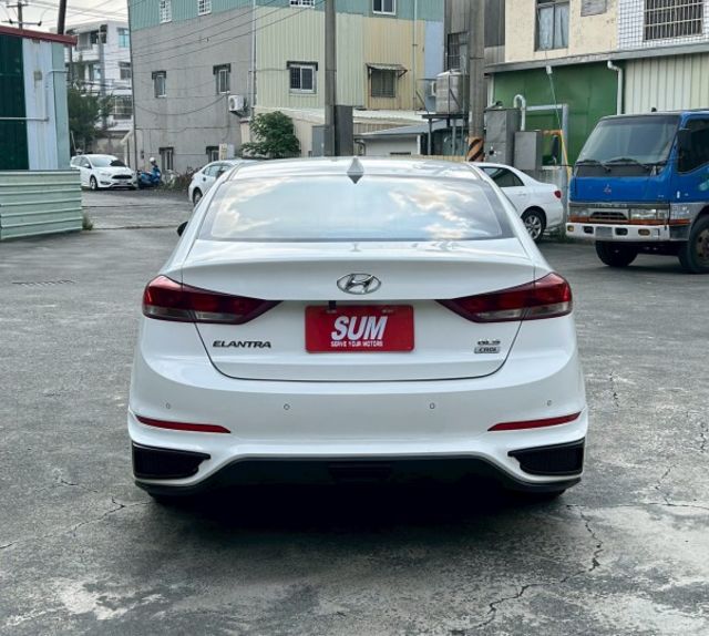 柴油一手車 原鈑件---配備---雙離合七速手自排  渦輪增壓柴油引擎  循跡防滑  六顆氣囊  安卓機  第5張相片