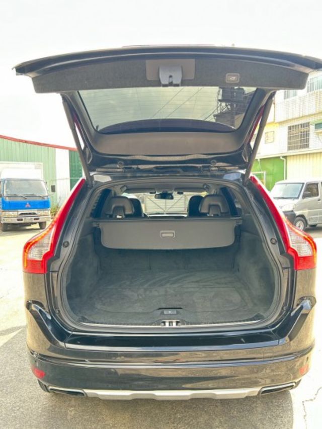 T5 TURBO無重大事故 無泡水 里程保證 配備滿滿  第20張相片