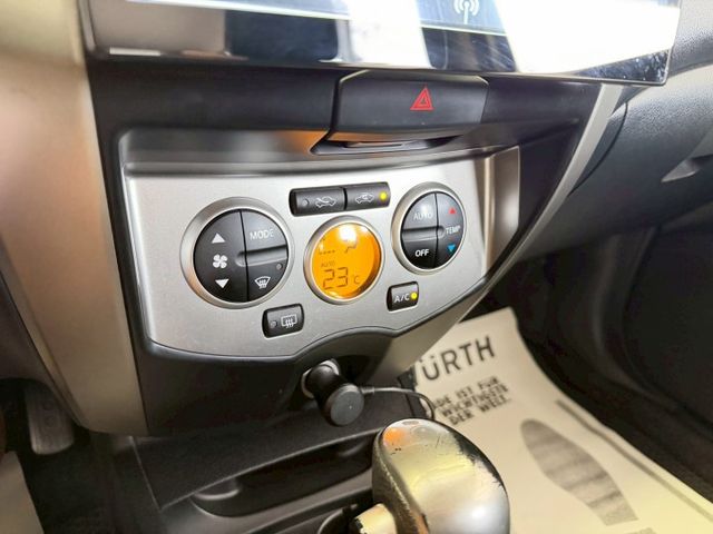 優質代步車 原鈑件 里程保證 安卓機  倒車雷達  倒車顯影  恆溫空調  第10張相片