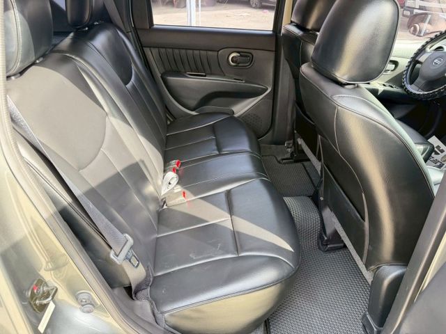 優質代步車 原鈑件 里程保證 安卓機  倒車雷達  倒車顯影  恆溫空調  第11張相片