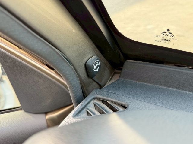 手排 標準斗 全車原鈑件.里程保證---配備---  感應式頭燈  盲點偵測  第8張相片