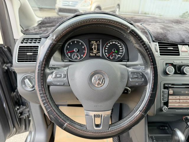 七人座 無重大事故 無泡水 里程保證  實跑10萬多公里 配備:  衛星導航  倒車顯影  車頂架  第5張相片