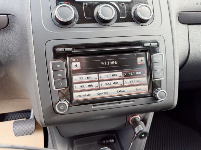 七人座 無重大事故 無泡水 里程保證  實跑10萬多公里 配備:  衛星導航  倒車顯影  車頂架  第10張相片