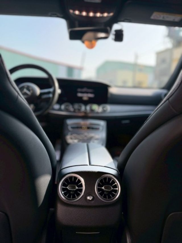 23P 柏林之音 360環景 免鑰匙 AMG內裝及外觀套件 MBUX車載系統  第12張相片