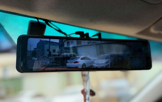 里程僅跑12萬多公里  原版件 恆溫 HID頭燈  第13張相片