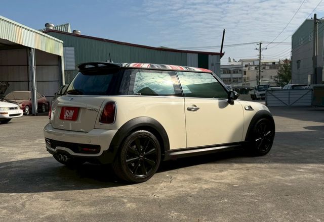 原版件 定速 免KEY 藍芽 一鍵啟動 HID頭燈 恆溫  第3張相片